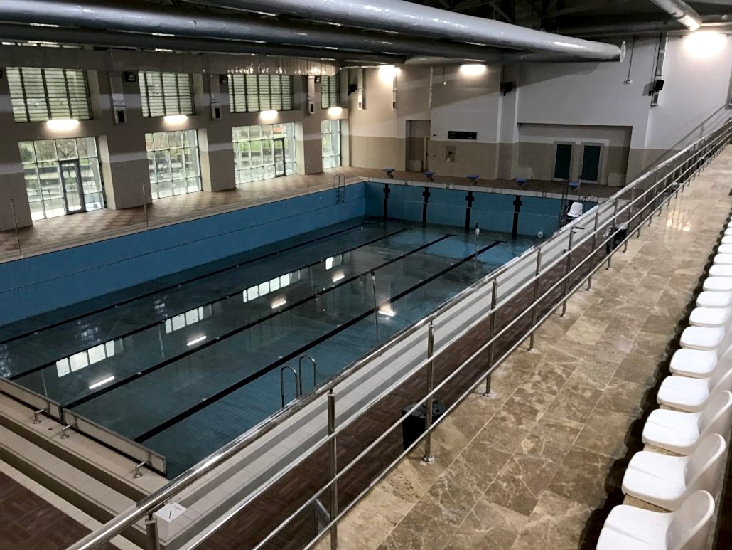 SULTANGAZI 75. YIL KAPALI YÜZME HAVUZU