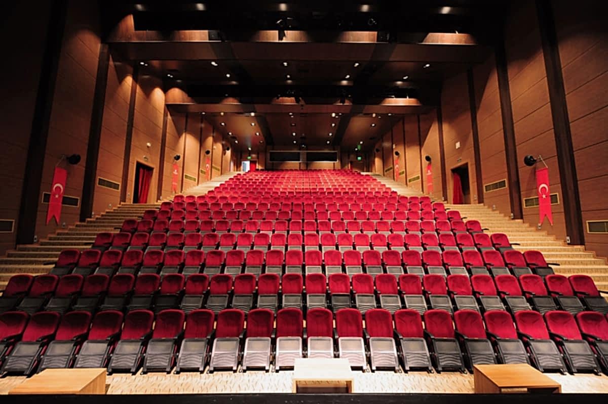 YENİBOSNA KÜLTÜR MERKEZİ